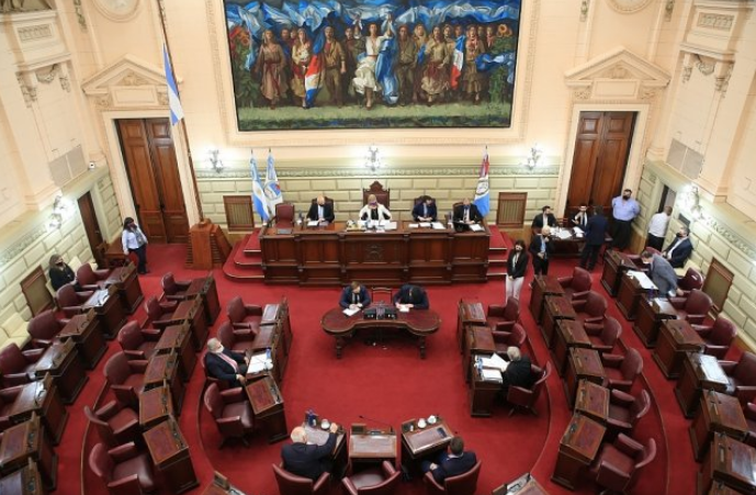 Santa Fe: Proponen que condenados por corrupción o abuso no puedan ser candidatos | Política