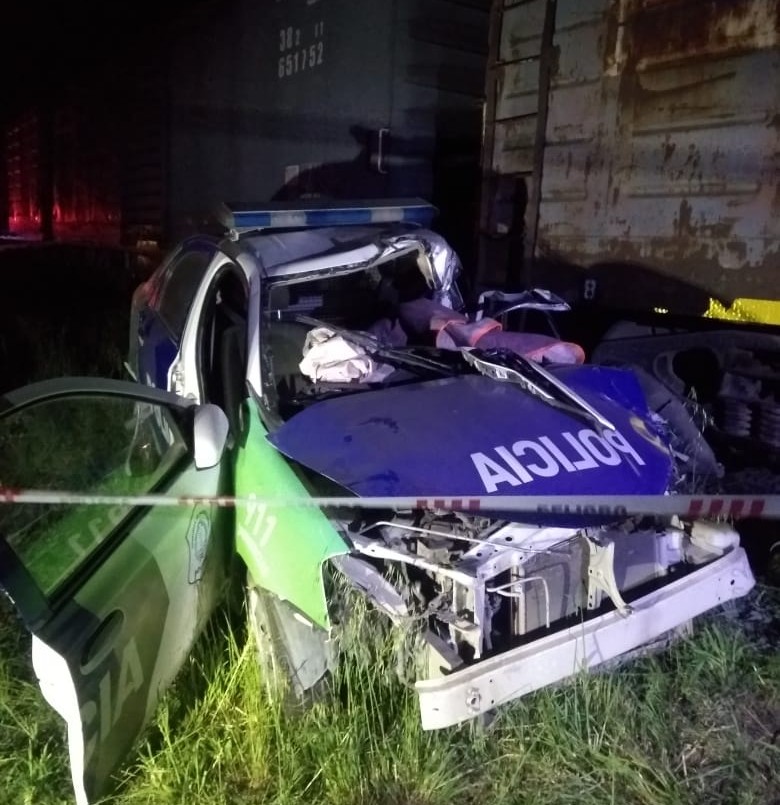 Un tren arrolló a un patrullero y murió un policía en Bahía Blanca | Actualidad