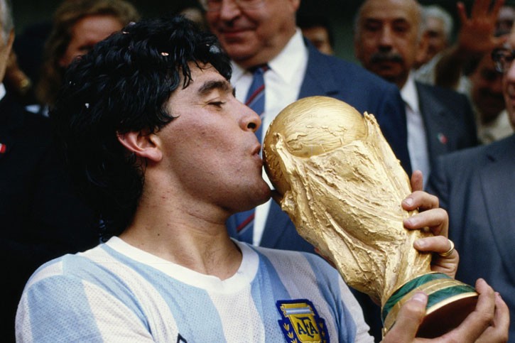 Maradona celebra 60 años de pura adrenalina e idolatría | Deportes