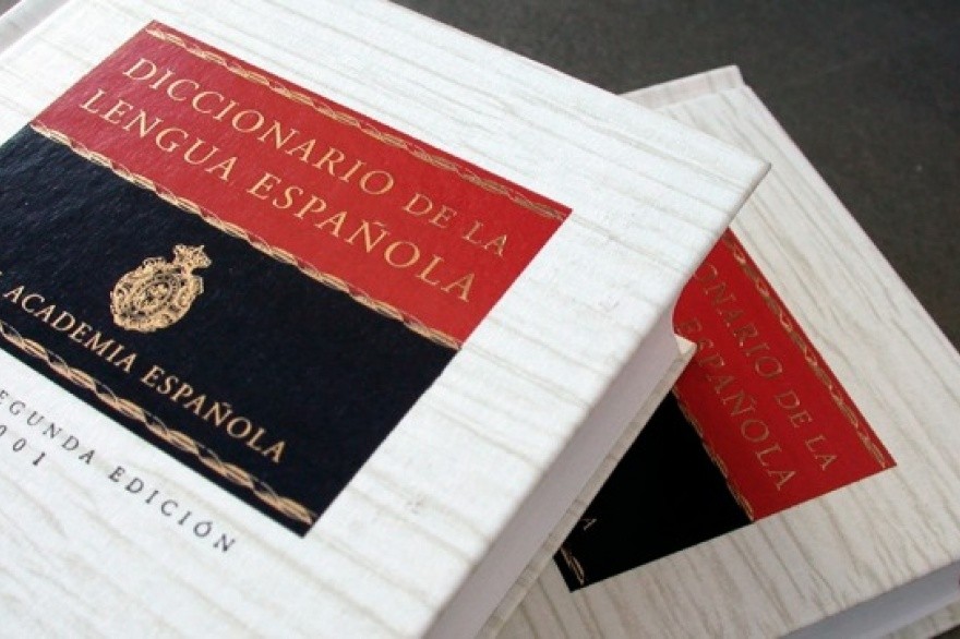 La Real Academia Española retira la entrada "elle" de su Observatorio para evitar "confusiones" | Actualidad