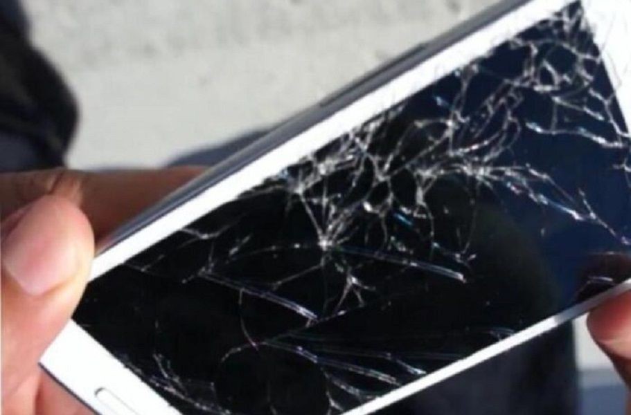 Un chico de 16 años se quitó la vida porque se le rompió el celular que usaba para estudiar | Internacionales