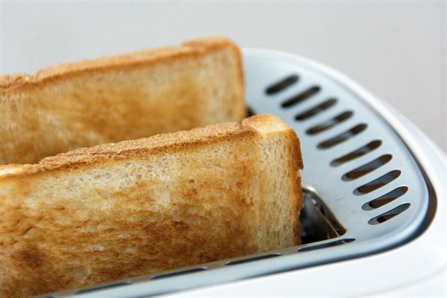 Recomiendan no dorar demasiado las tostadas para evitar el cáncer | Actualidad