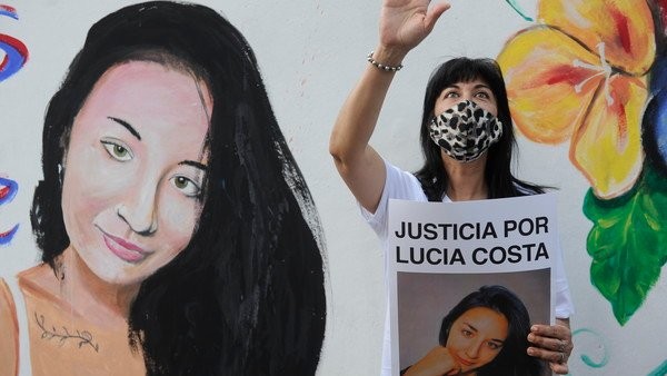 A un mes de la tragedia de San Miguel, piden justicia por Lucía Costa con una suelta de globos | Actualidad