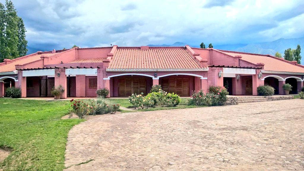 "La Rosadita" de Anillaco: abren al turismo la residencia riojana de Carlos Menem | Vacaciones | Verano 2021