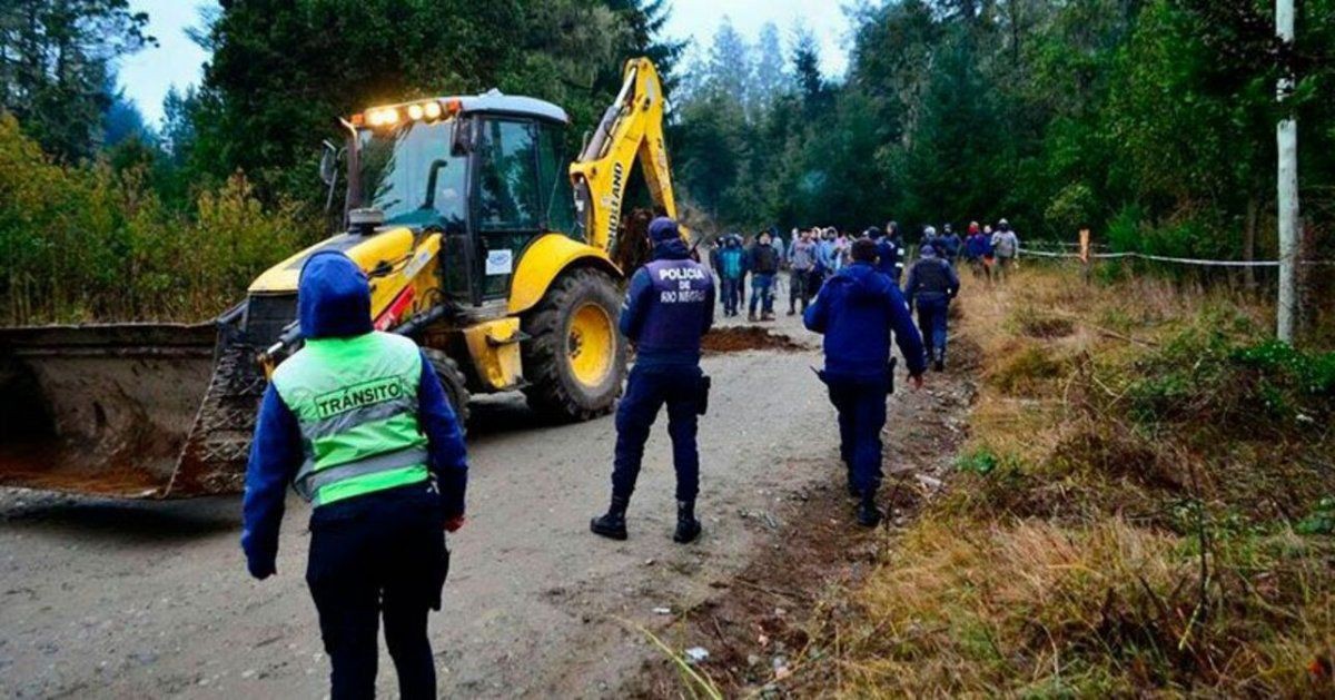La Justicia ordenó desalojo de tierras del INTA ocupadas en El Bolsón | Actualidad