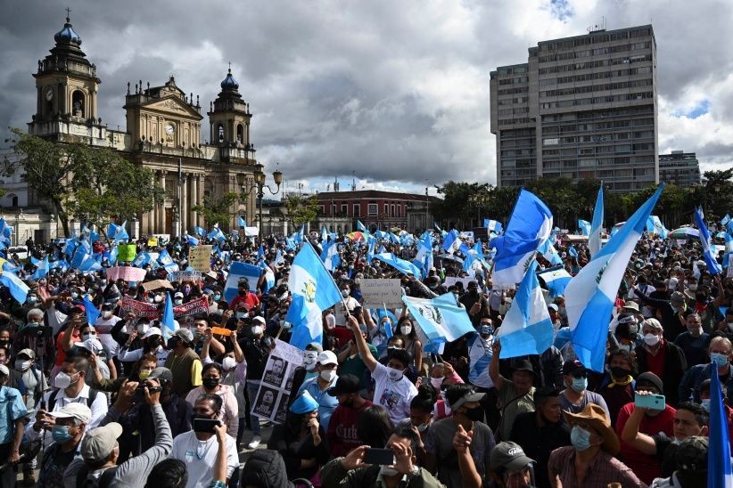 Congreso de Guatemala suspende trámite del presupuesto tras violentas protestas | Internacionales