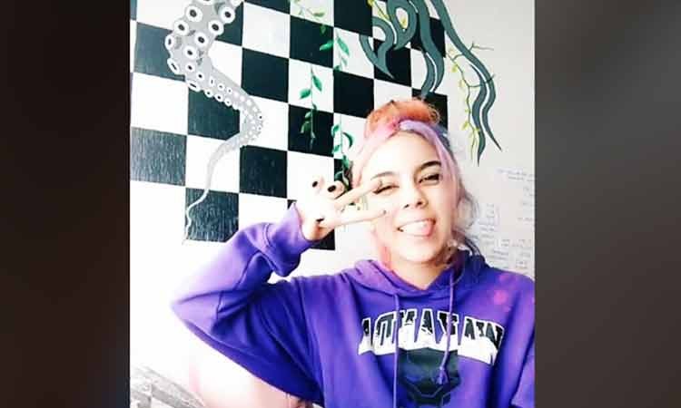 Una joven chilena comparte en Tik Tok cómo es su vida con síndrome de Tourette | Redes