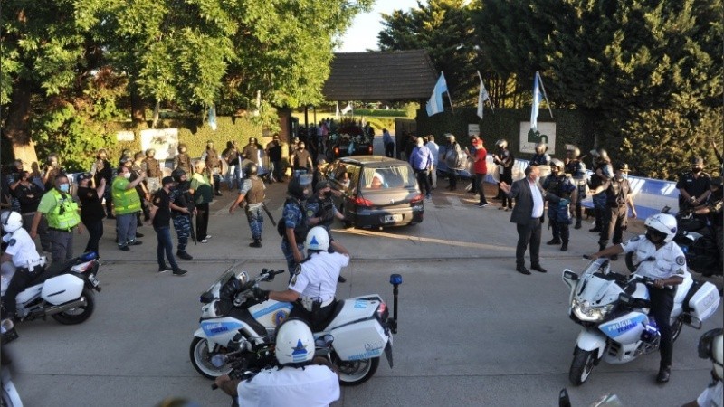 Organizarán visitas con turnos para despedir a Maradona en el cementerio | Actualidad