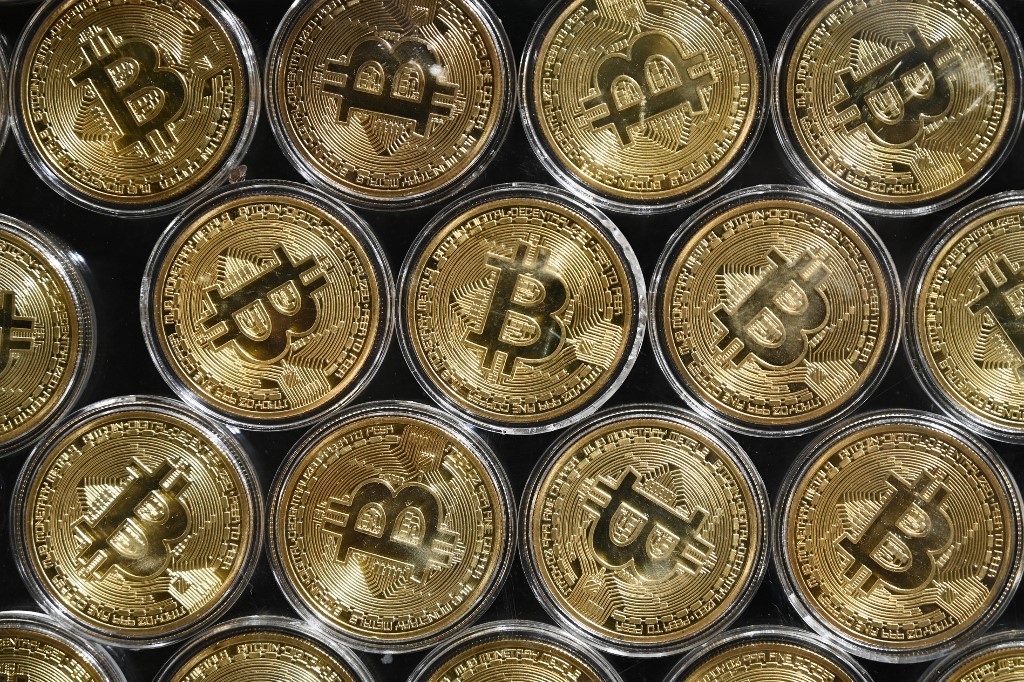 Récord en la cotización del bitcoin que roza los 20.000 dólares | Internacionales