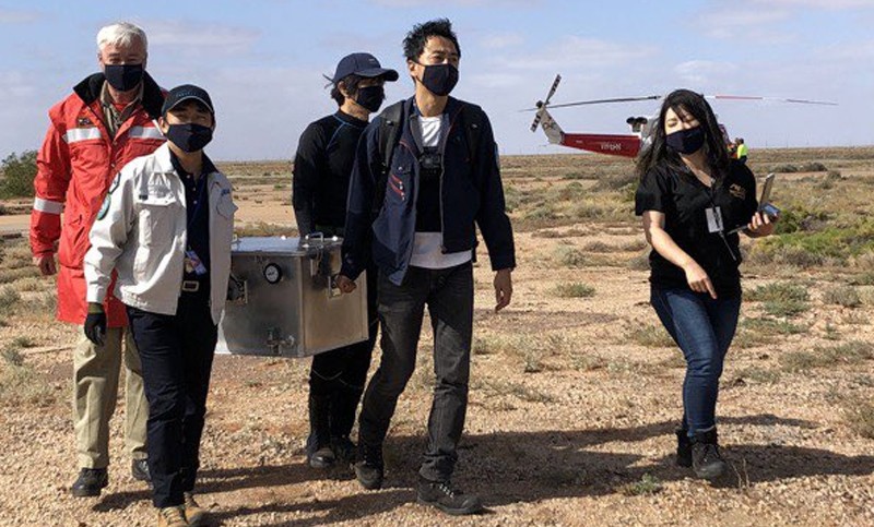 Regresó a la Tierra una sonda japonesa con material clave para descifrar la formación del universo | Internacionales