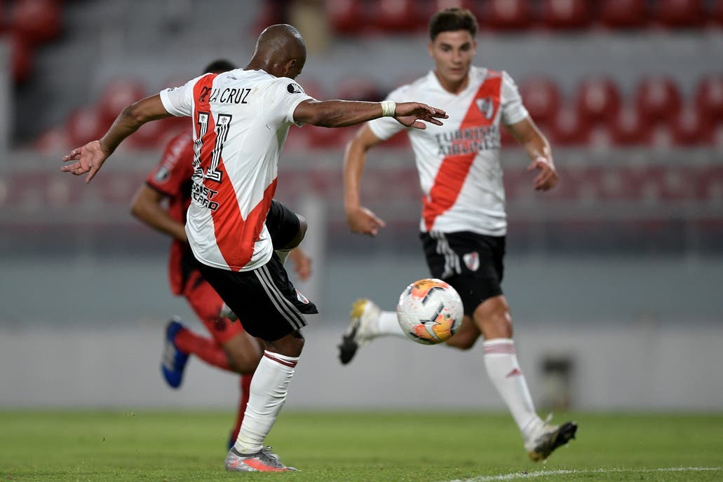 River ganó 2-0 a Nacional y llega confiado a Uruguay para cerrar la serie | Deportes