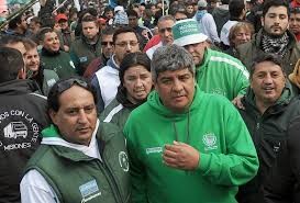 Camioneros acordó un bono de fin de año de 25.000 pesos, a cobrar en cuatro cuotas | Actualidad