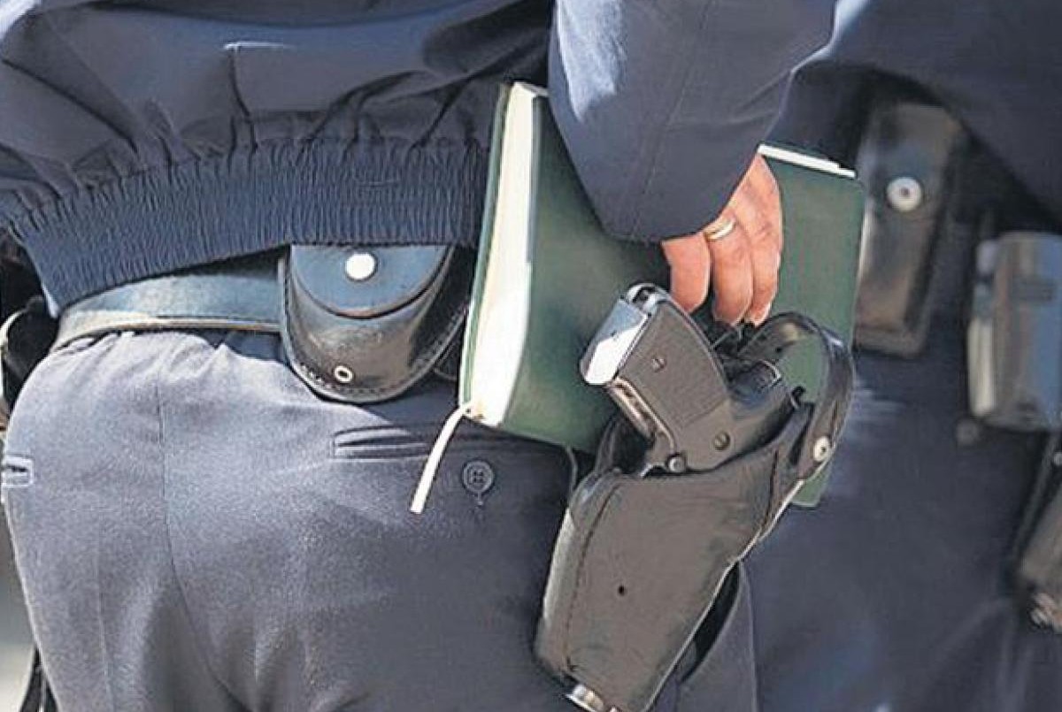 Disponen restricción de armas para personal de fuerzas denunciado por violencia de género | Actualidad