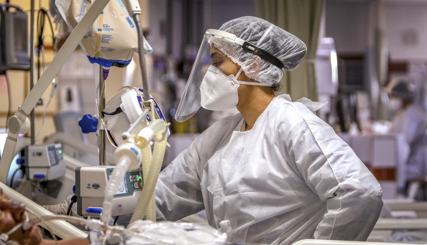 Brasil vuelve a superar las 1.000 muertes diarias por coronavirus | Internacionales