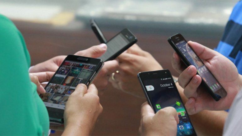 Quiénes pueden acceder a los planes de telefonía, internet y cable lanzados por el Gobierno | Actualidad