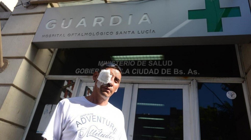 Dieciséis heridos por pirotecnia, descorches y una pelea fueron atendidos en tres hospitales porteños | Actualidad