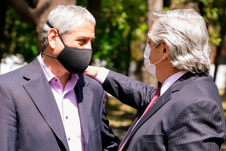 "Hay que terminar con la fantasía de que las viviendas se regalan", dijo el ministro Ferraresi | Política