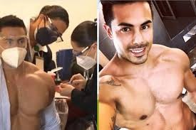 El médico que se hizo viral por mostrar sus músculos al recibir la vacuna contra el coronavirus | Internacionales