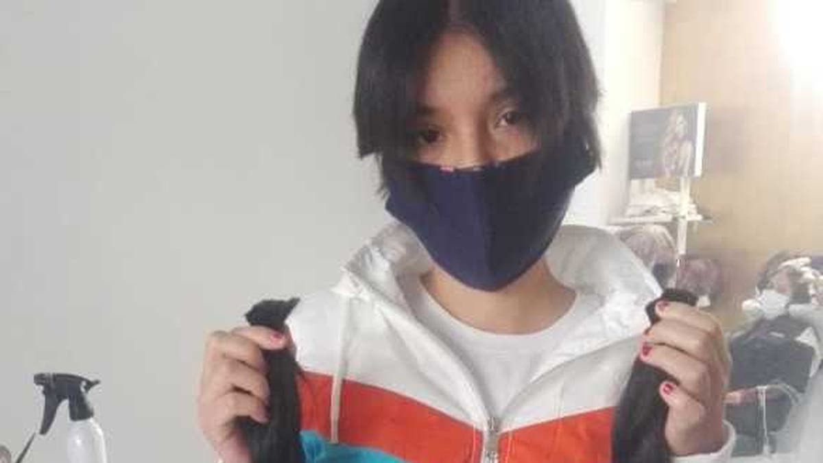 La joven que vendió su pelo para comprar oxígeno para su abuelo con coronavirus | Internacionales