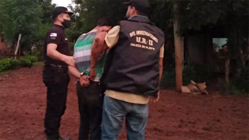 Detuvieron a una pareja acusada de asesinar y enterrar a su bebé | Actualidad