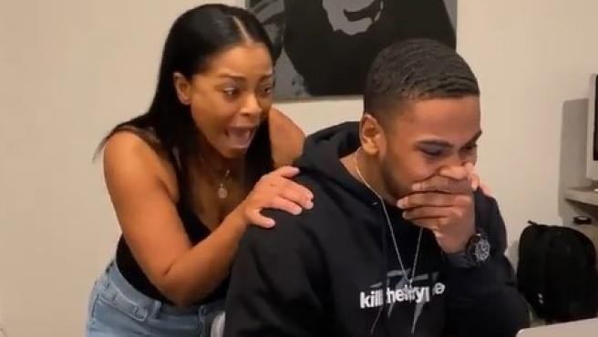 Video: la reacción de una madre al enterarse que su hijo se recibió de abogado | Curiosidades