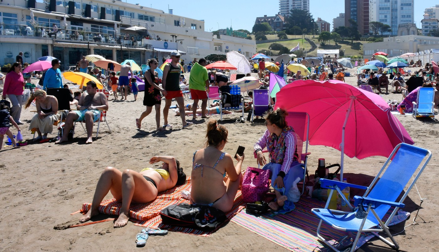 Gobierno bonaerense ratifica que la temporada de verano sigue "hasta el 4 de abril" | Vacaciones | Verano 2021