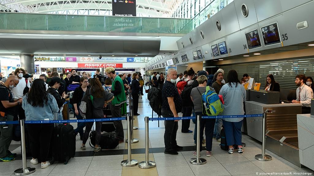 Coronavirus en Argentina: Detectaron a un viajero con la variante del virus del Reino Unido | Actualidad