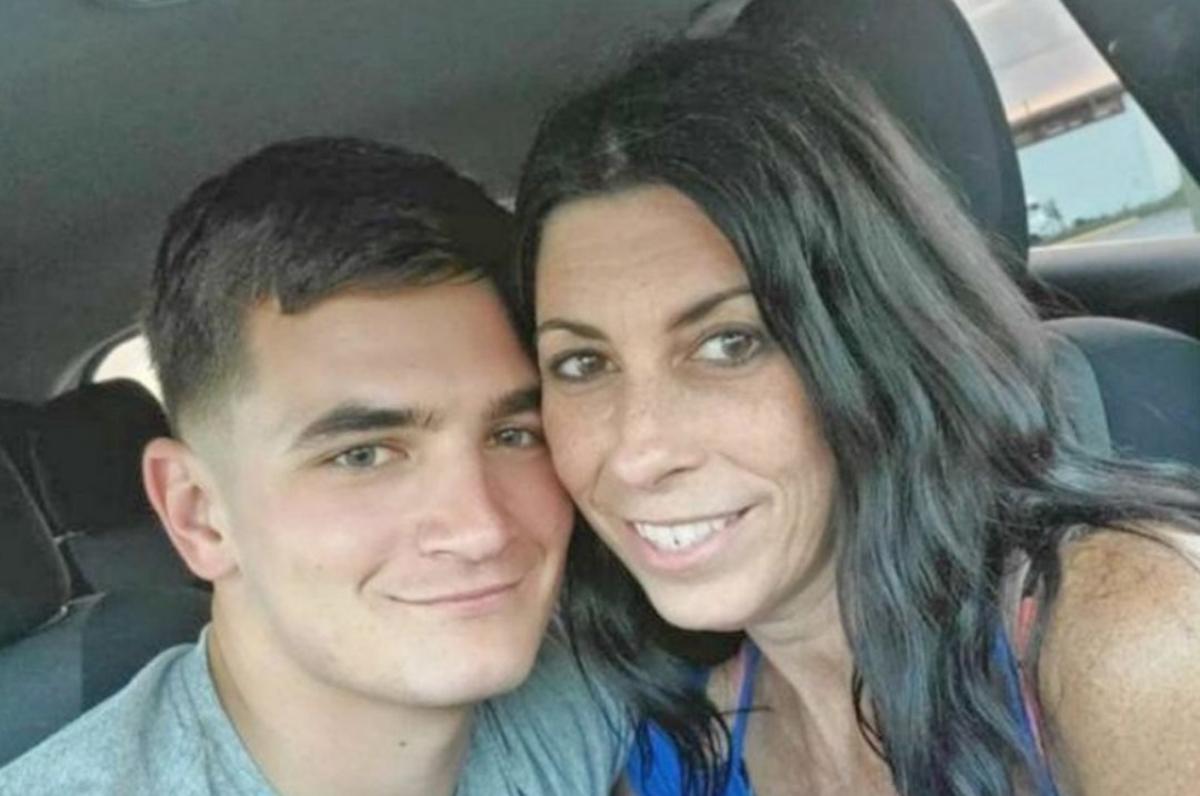 Tiene 50 años, es abuela y conoció al amor de su vida en Tinder: el joven tiene 28 y están por casarse | Curiosidades