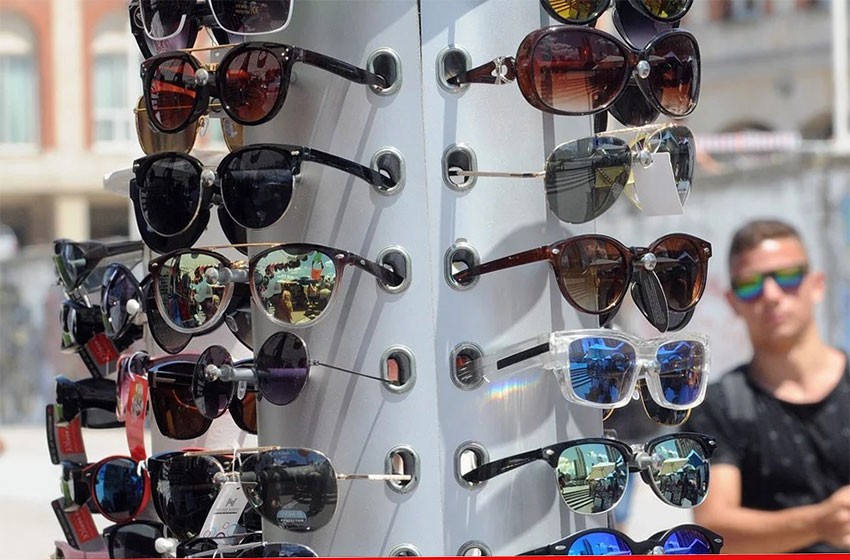 Advierten que los anteojos sin filtros UV provocan daños irreversibles en la retina | Actualidad