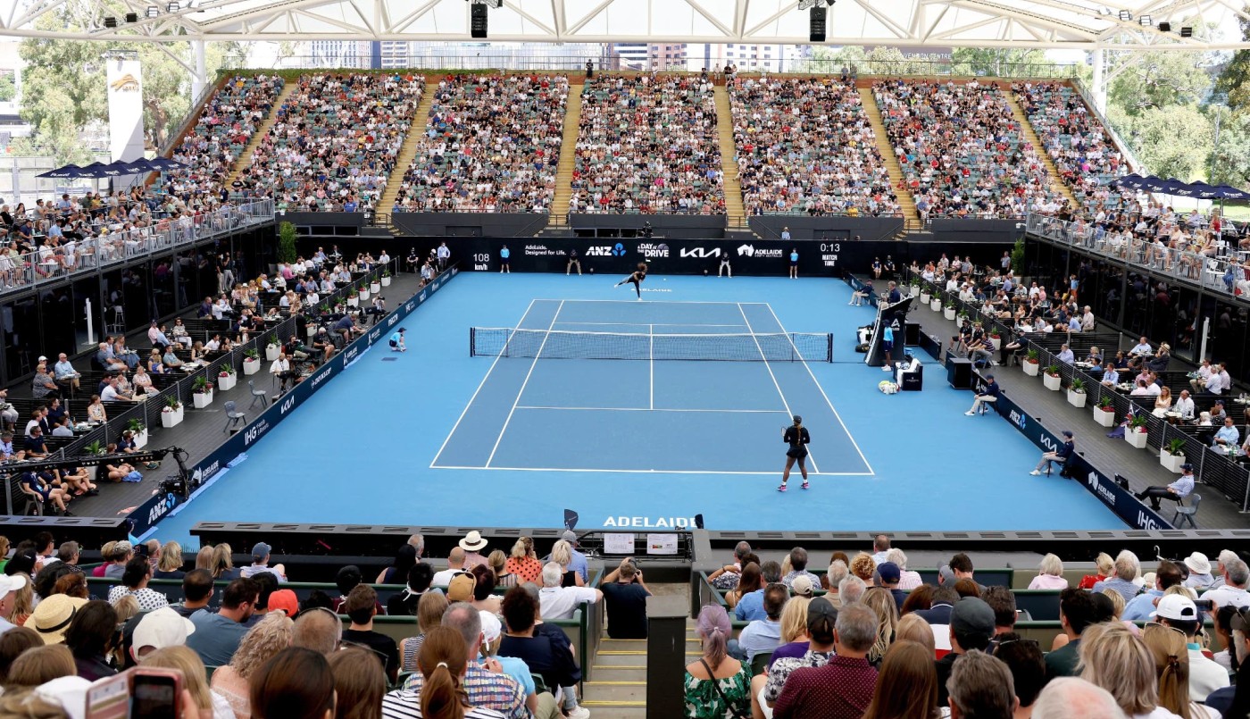 Nadal le ganó a Thiem en una exhibición jugada con público en Austalia | Deportes