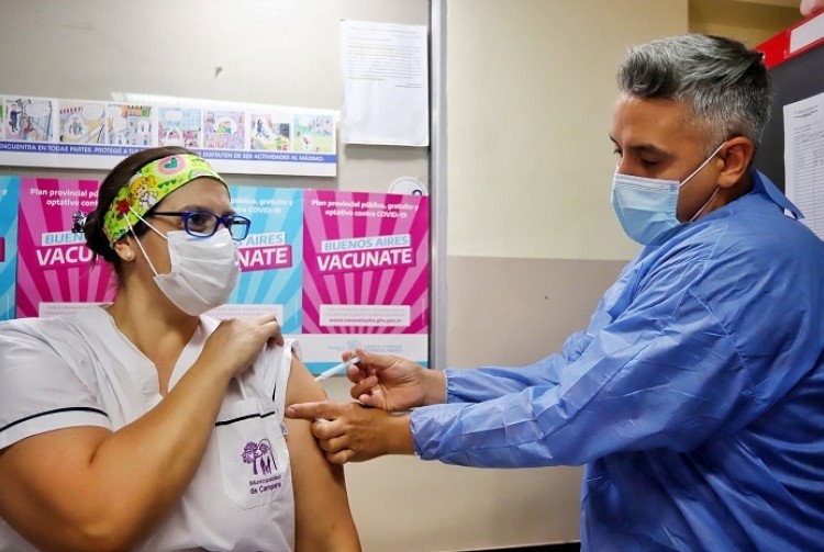 El Gobierno bonaerense contacta a los mayores de 60 años con diabetes para agilizar la vacunación contra el coronavirus | Actualidad