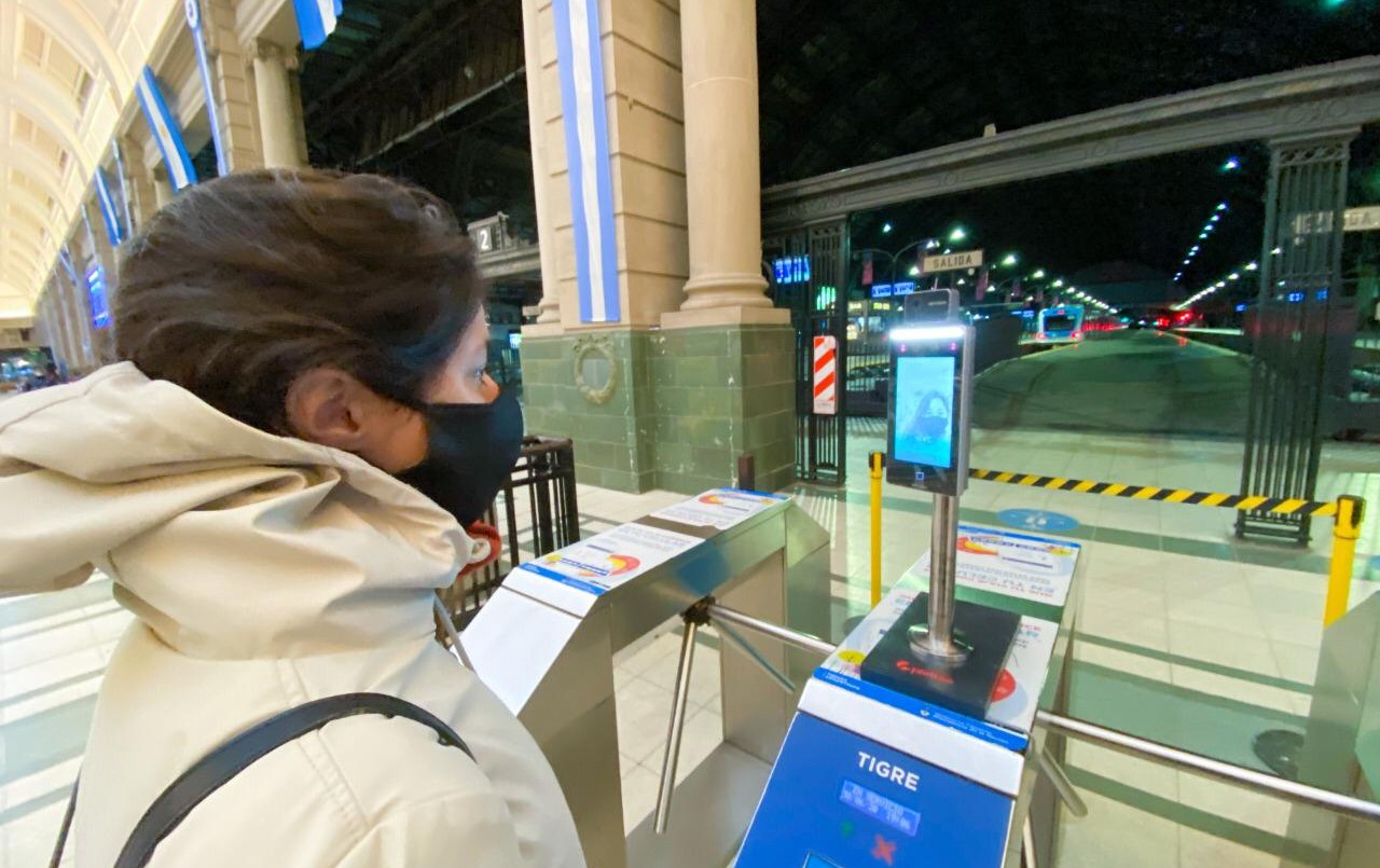 Trenes Argentinos: Cámaras controlan que los pasajeros tengan bien colocado el barbijo | Tecno