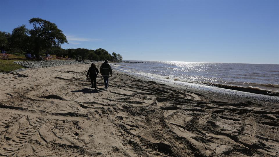 Buenos Aires estrena su primer playa de arena natural | Actualidad