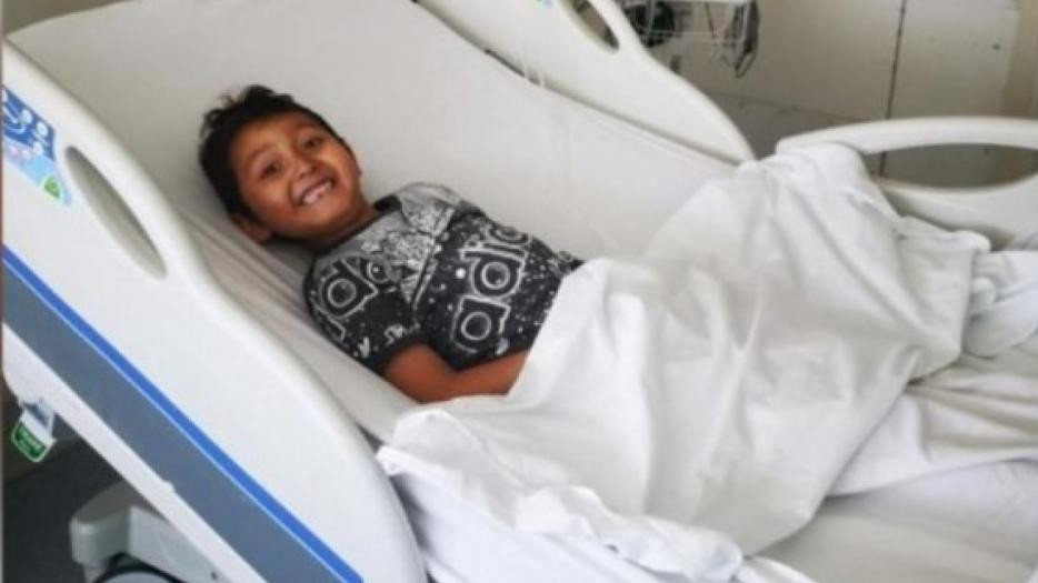 Una familia rifa su casa para pagar el tratamiento contra el cáncer de su hijo de 5 años | Internacionales