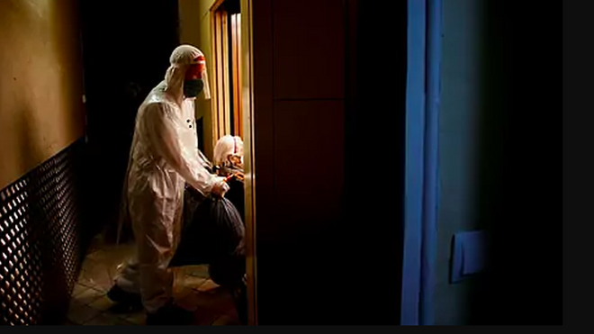 El Vaticano denuncia que los ancianos "fueron tratados cruelmente" durante la pandemia | Internacionales