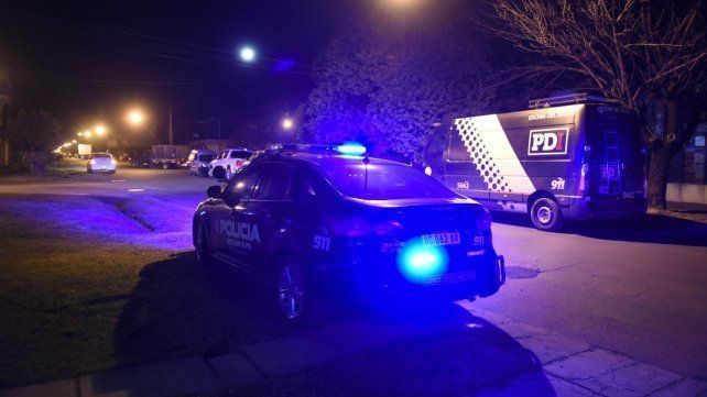 Acribillaron a un joven de 25 años e hirieron a una niña de 8 en Rosario | Actualidad