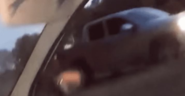 Detienen al hombre que chocó y arrastró con su camioneta el auto en el que iba su expareja | Actualidad