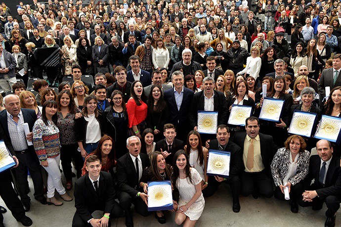Prorrogan plazo para el premio "Maestros Argentinos" | Actualidad