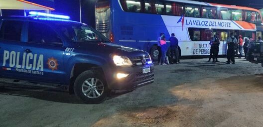 Encontraron a una adolescente desaparecida en un colectivo con destino a Jujuy | Actualidad