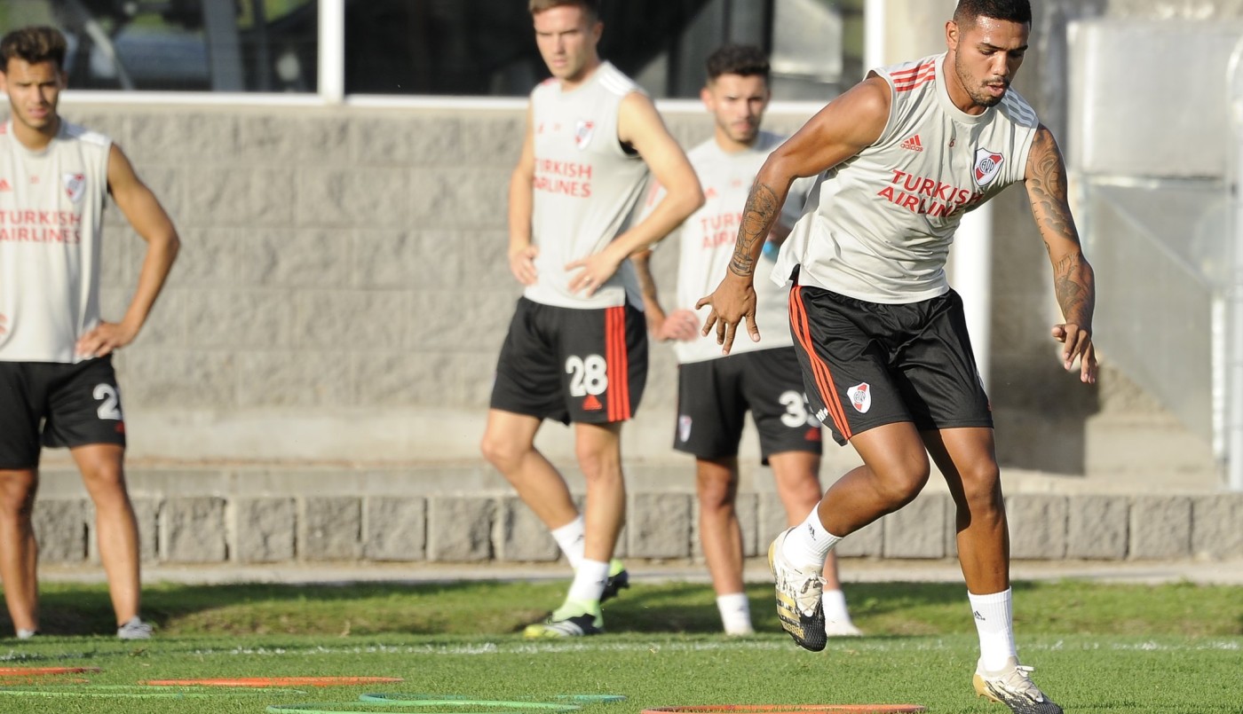 Paradela y Fontana, a un paso de ser refuerzos de River y Nacho Fernández se despide | Deportes