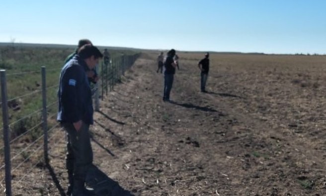 Un hombre volcó con su camioneta en la ruta y desde entonces no hay rastros de él | Actualidad