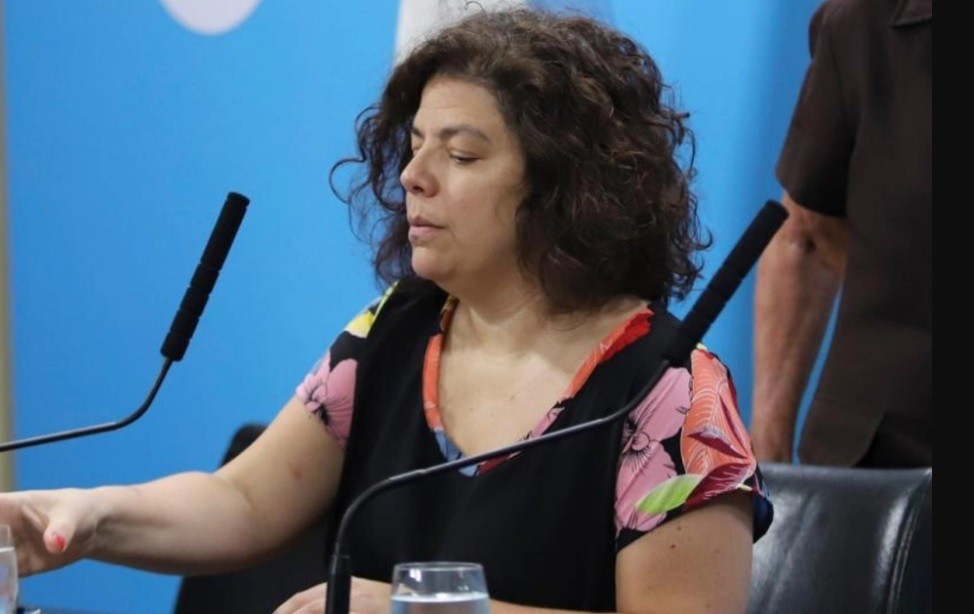 Preparan un plan "de monitoreo" tras el escándalo de las vacunas vip | Política