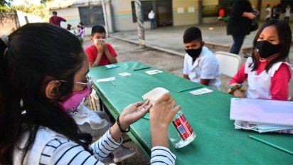 Córdoba: 21 escuelas activaron el protocolo de coronavirus en cuatro días de clases | Actualidad