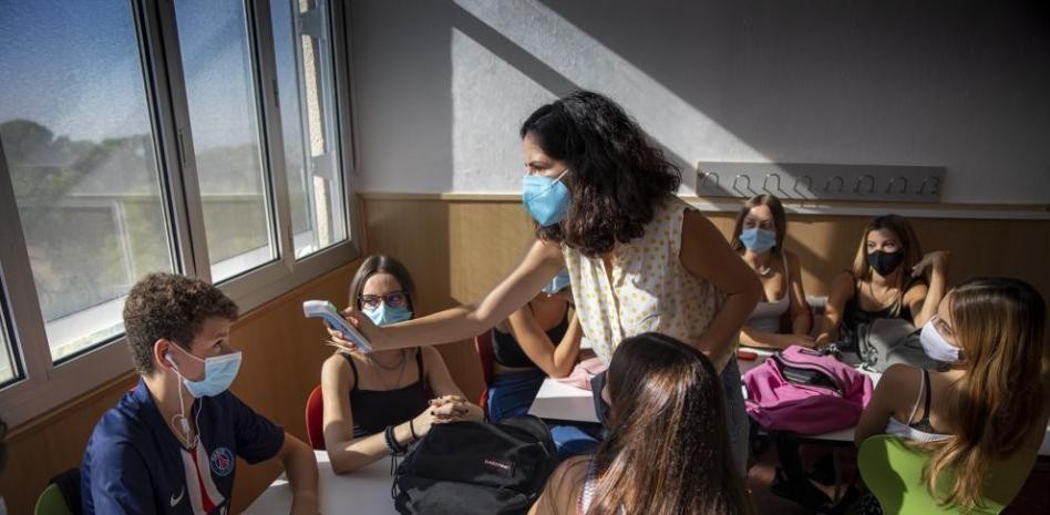 Trotta confirmó que en los próximos días comenzará la inscripción de la vacuna para los docentes | Actualidad