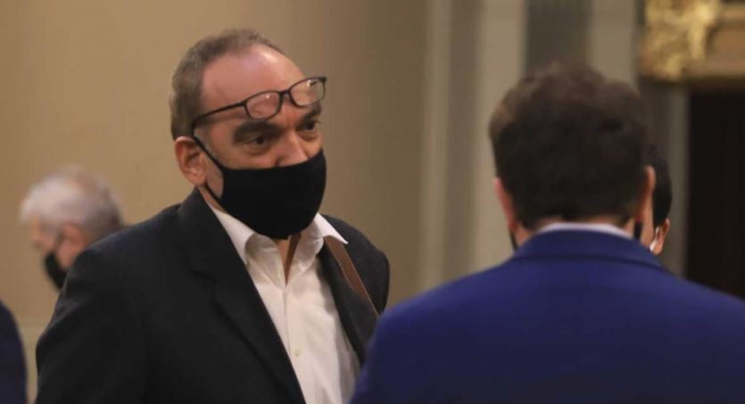 Convocan en redes sociales a una marcha este sábado contra el Gobierno por los "vacunados VIP" | Actualidad