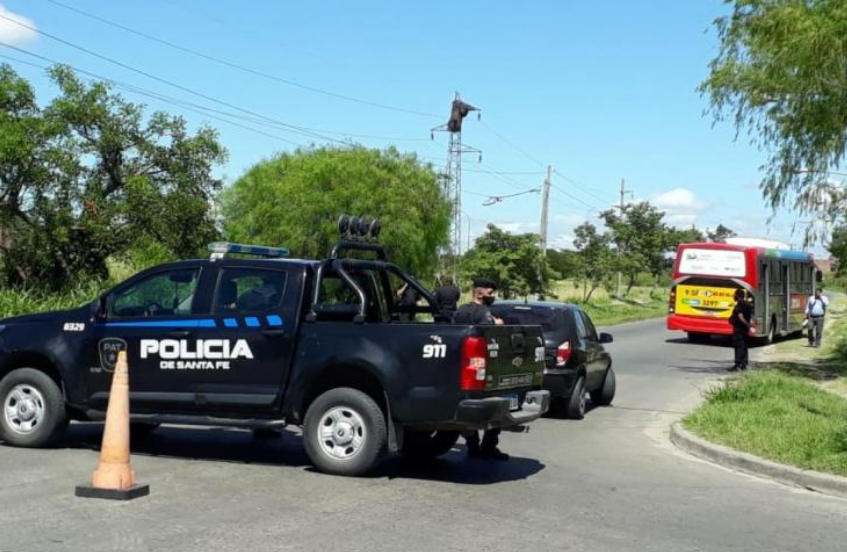 Dos hombres en moto mataron de un disparo en la cabeza a un ciclista en Santa Fe | Actualidad