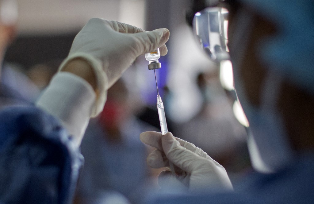 Detuvieron a un hombre de 88 años que conducía a 191 kilómetros en Francia porque llegaba tarde a vacunarse contra el coronavirus | Internacionales