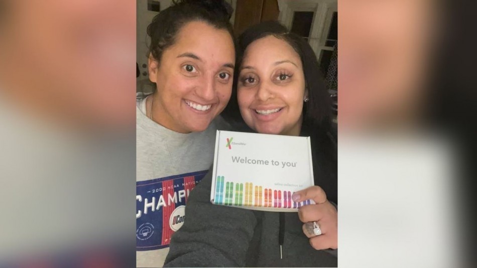 La historia de las mujeres que se hicieron amigas en el trabajo y descubrieron que eran hermanas | Internacionales