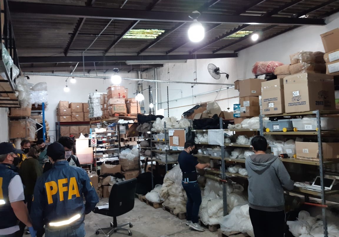 Clausuran dos compañías de pesticidas en Parque Chas | Actualidad