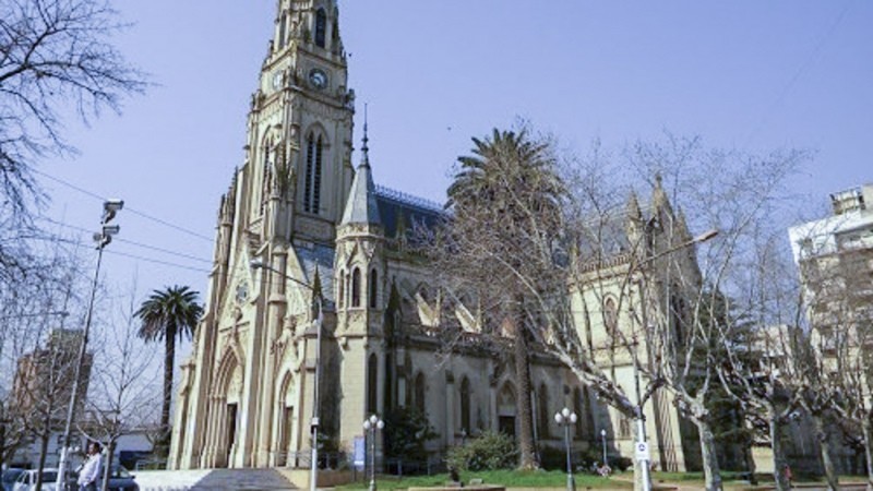 Víctimas reclaman en Mercedes que se quite el nombre de un cura abusador a una calle de la ciudad | Actualidad